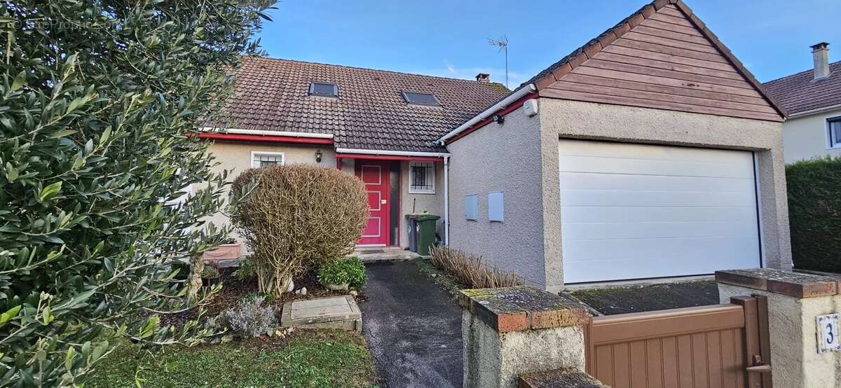 Maison à LA FERTE-ALAIS