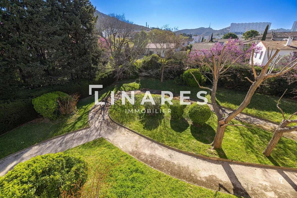 Appartement à MARSEILLE-9E