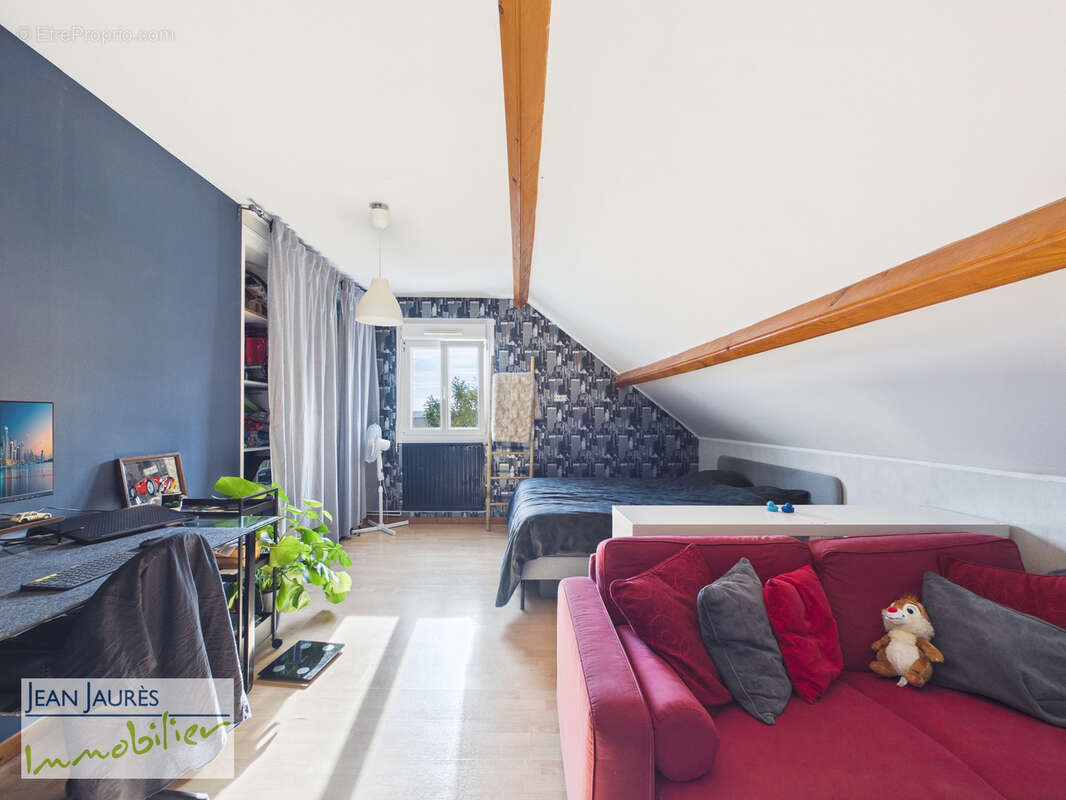 Maison à SAINT-ANDRE-LES-VERGERS