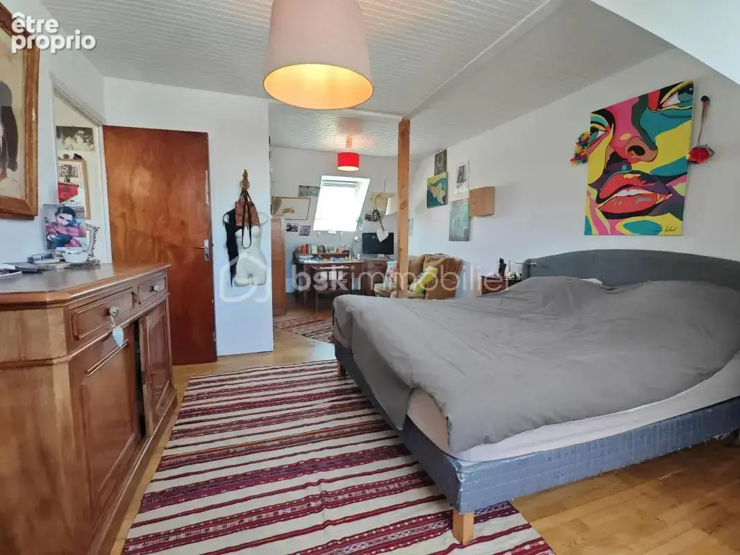 Maison familiale de 111 m² avec 3 chambres - Terrasse, jardin et sous-sol complet - photo 8