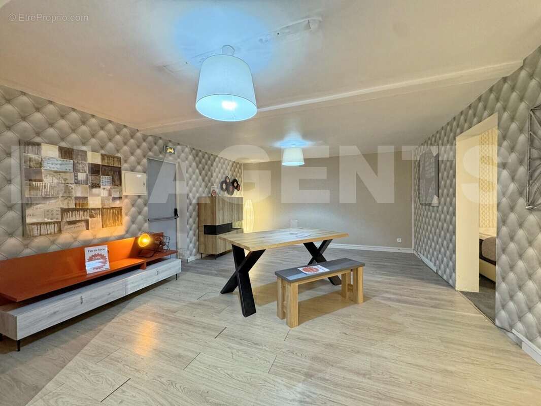 image00006_DxO - Commerce à COULOMMIERS