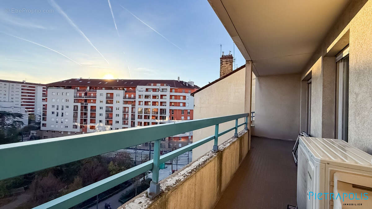 Appartement à VILLEURBANNE