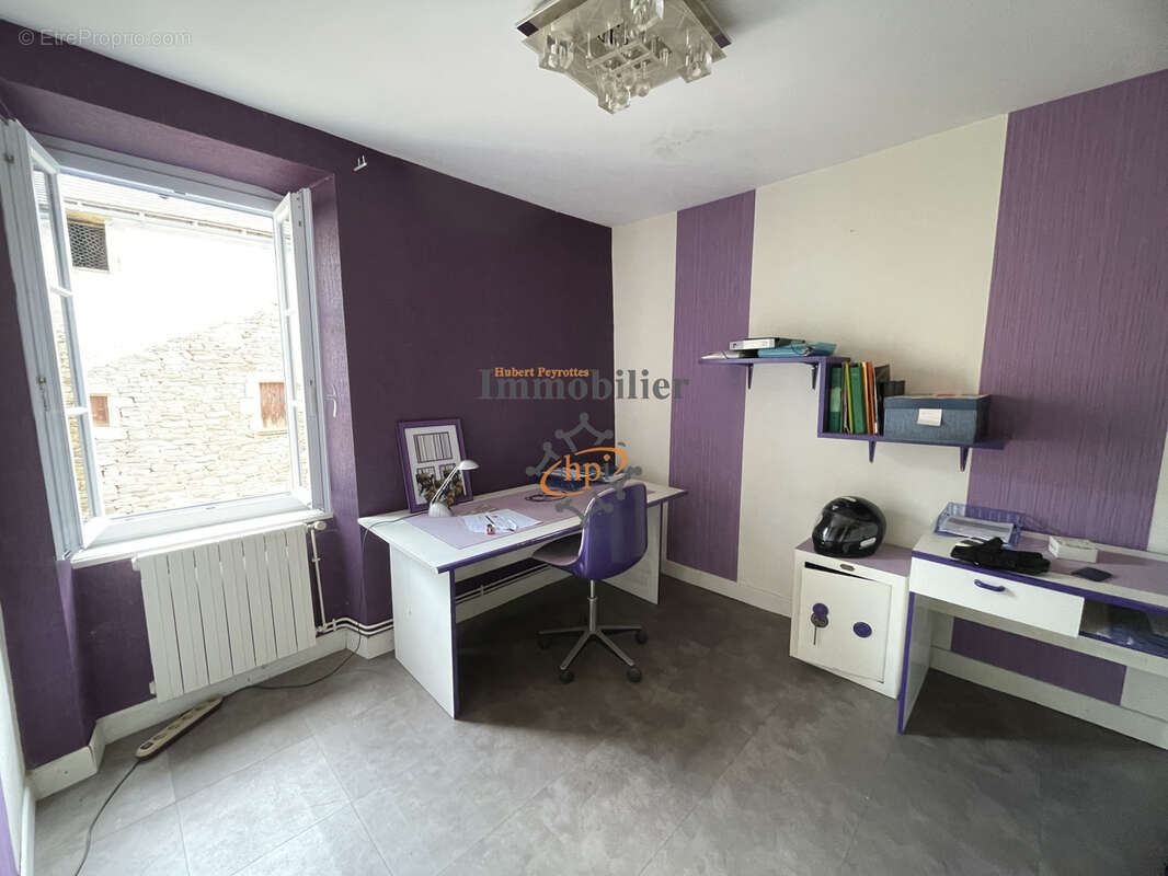 Vente maison avec terrasse, dépendances et terrain non attenant Saint sernin sur Rance - photo 10