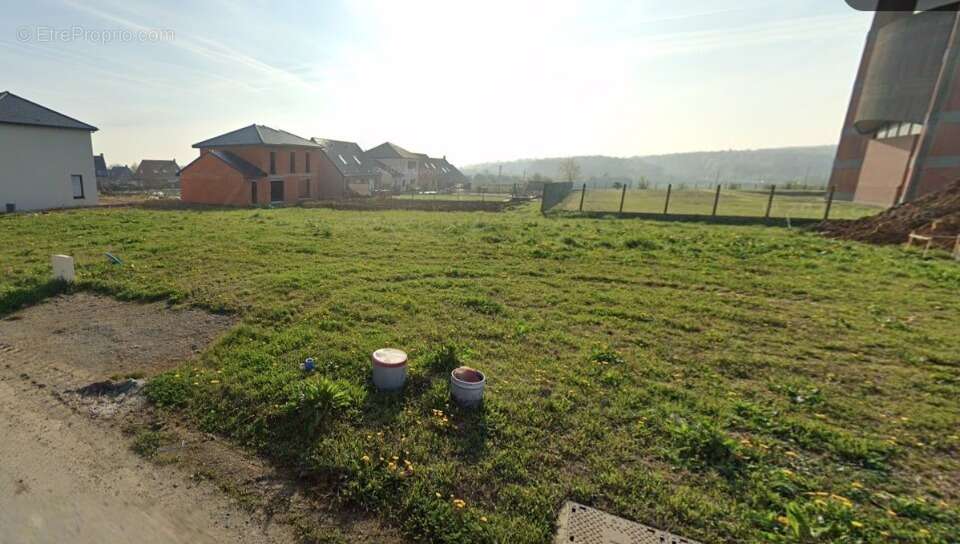 Terrain à MAISNIL-LES-RUITZ