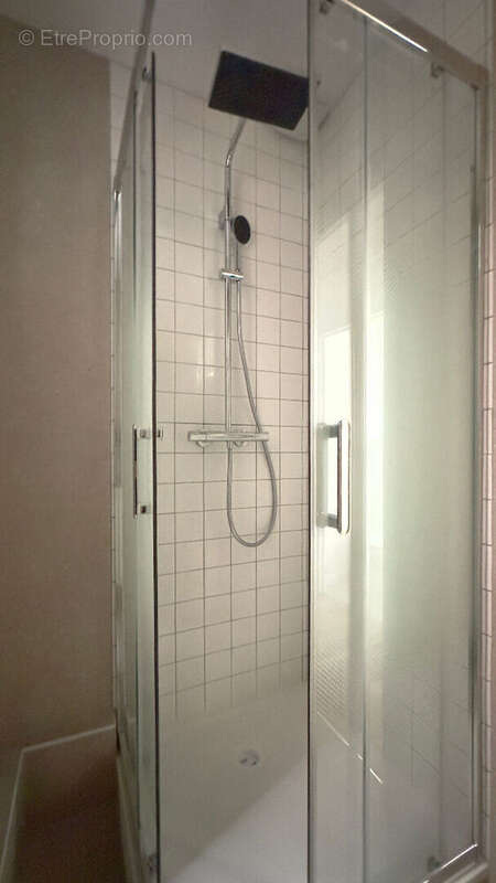 Appartement 31m² à paris 10e arrondissement - photo 3