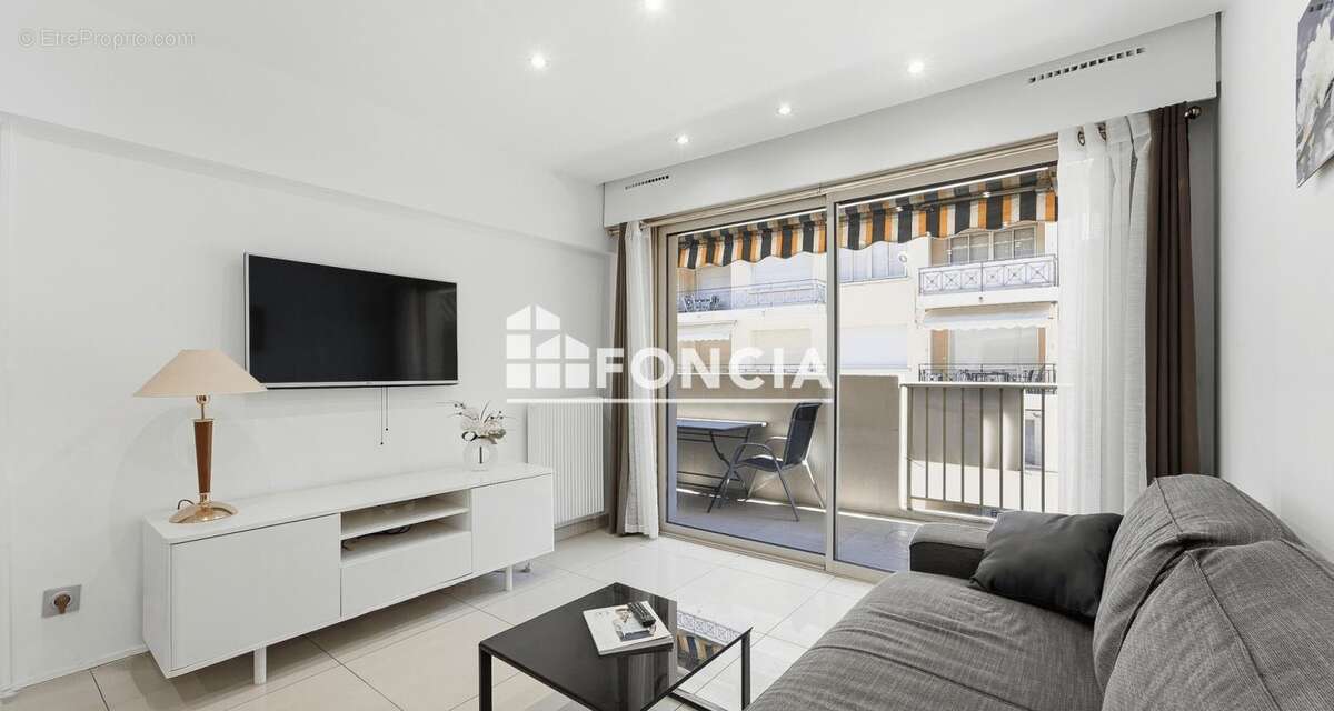 Appartement à CANNES