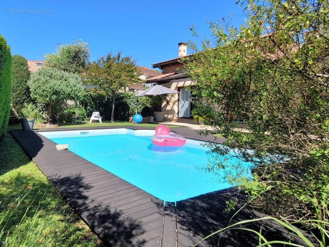 Photo 1 - Maison à VILLENAVE-D'ORNON