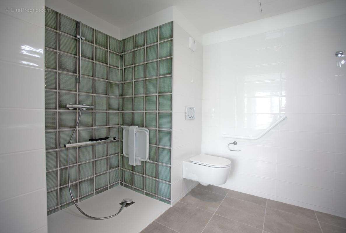 Appartement à ANDREZIEUX-BOUTHEON
