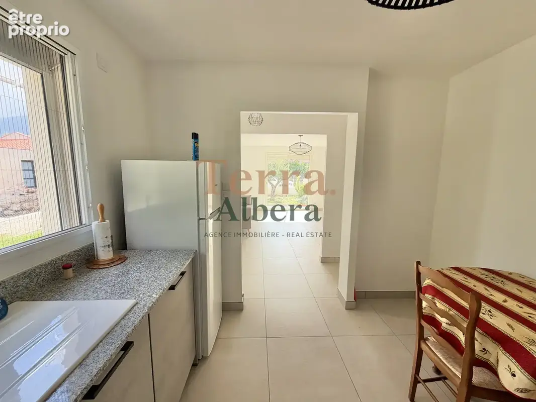 Laroque-des-Albères — Villa de plain-pied, sans travaux, quartier recherché - photo 4