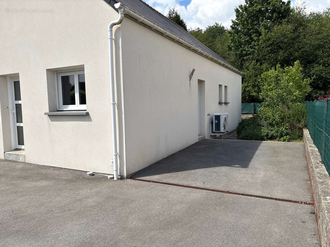 Maison à LANGUIDIC
