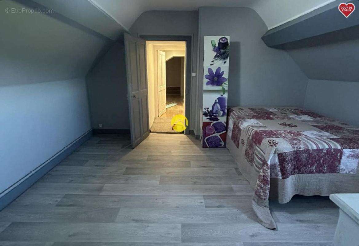 Maison à SOUVIGNY