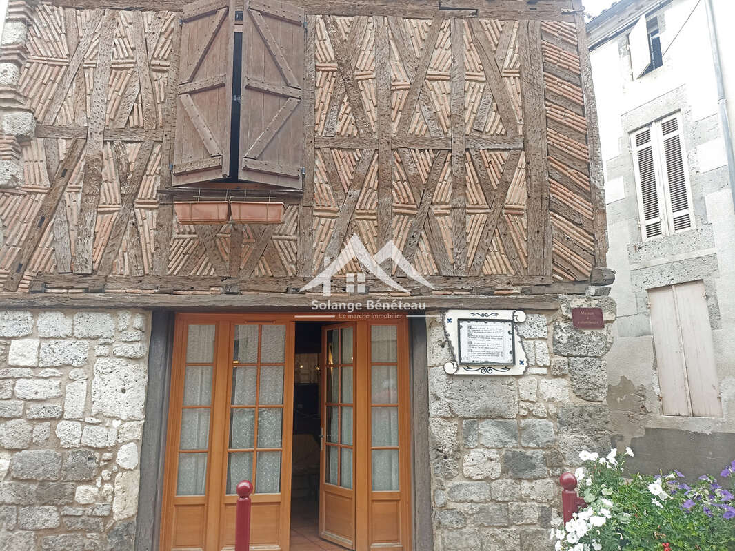 Maison à CLAIRAC