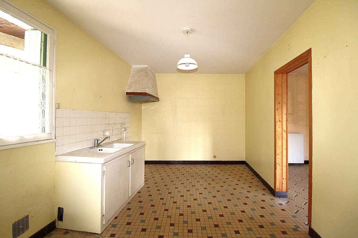 Maison à RABLAY-SUR-LAYON