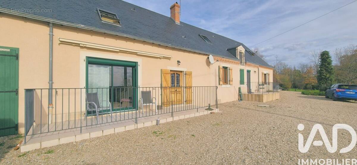 Photo 1 - Maison à CHAVIN