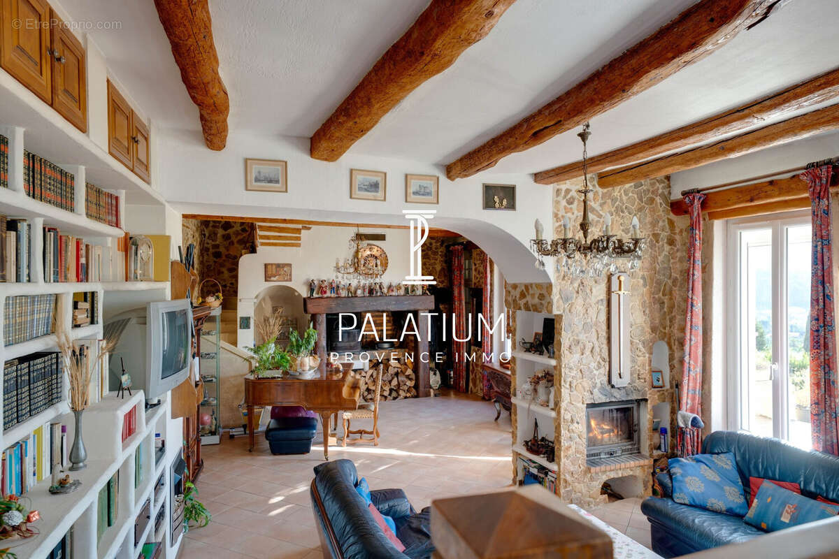 Maison à AURIOL