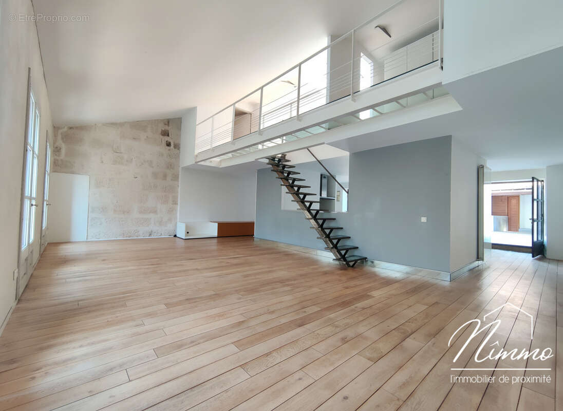 Appartement à NIMES