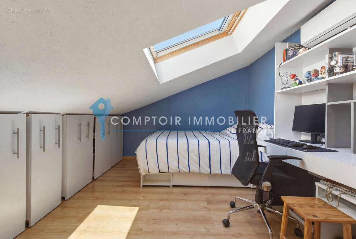 Appartement à SAINT-ISMIER