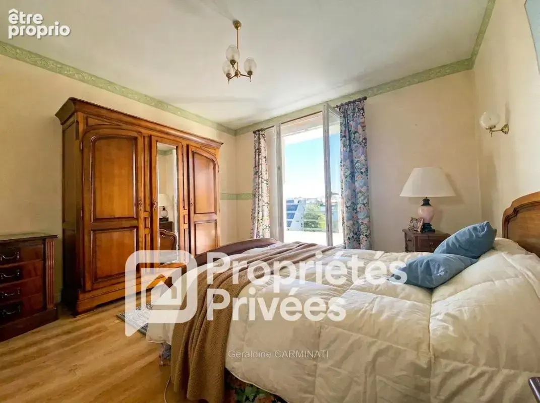 A vendre- exclusivite - 37540 - saint cyr sur loire -  appartement t3 -84m2 - 2 chambres - balcons - garage et parking - cave - photo 10