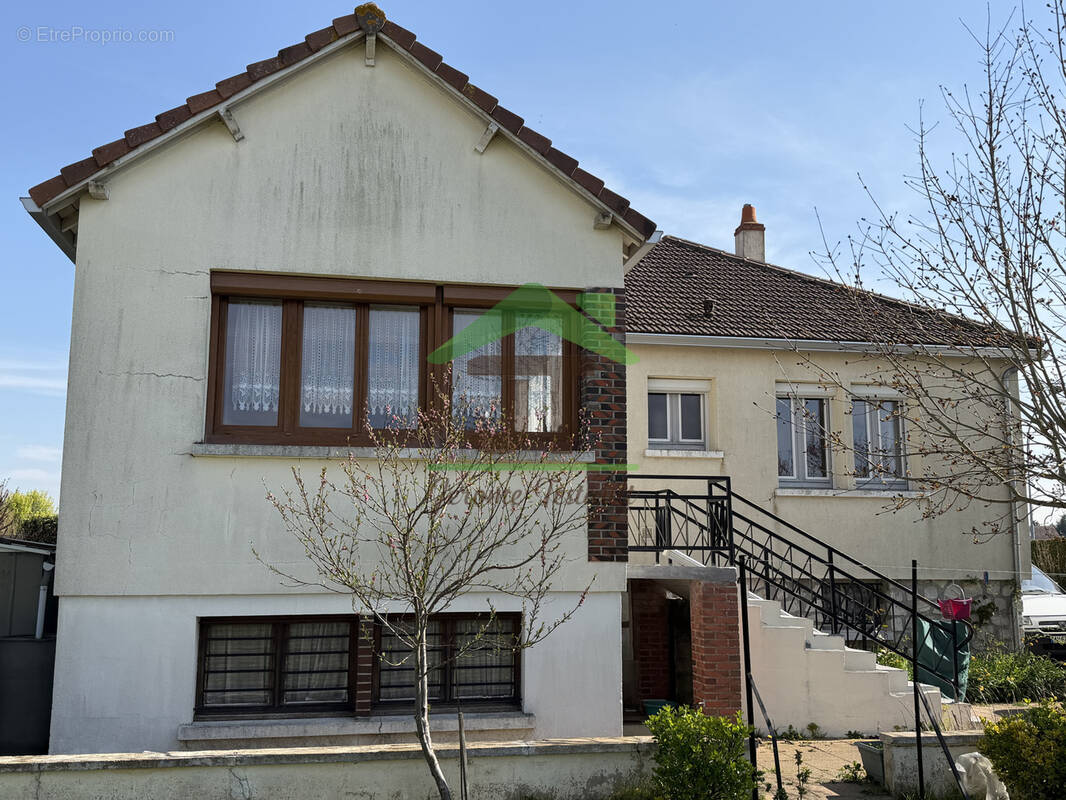 Maison à CHATEAUDUN