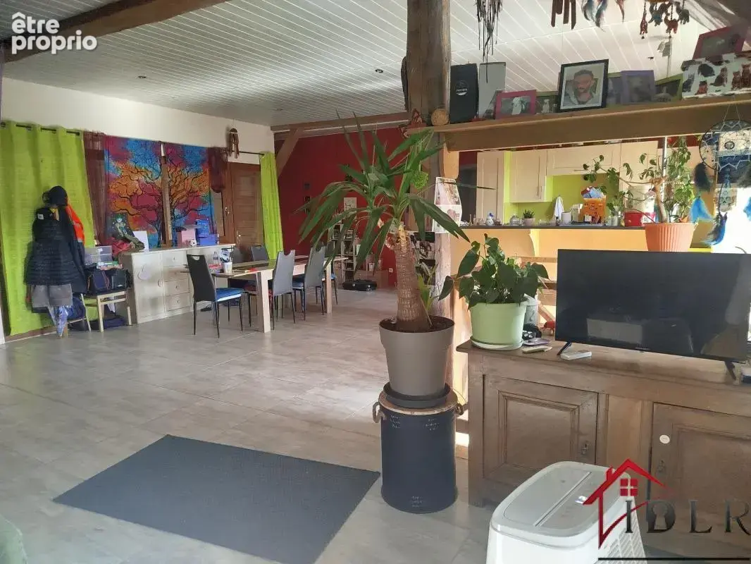 Ensemble immobilier compose de 3 maisons - photo 10