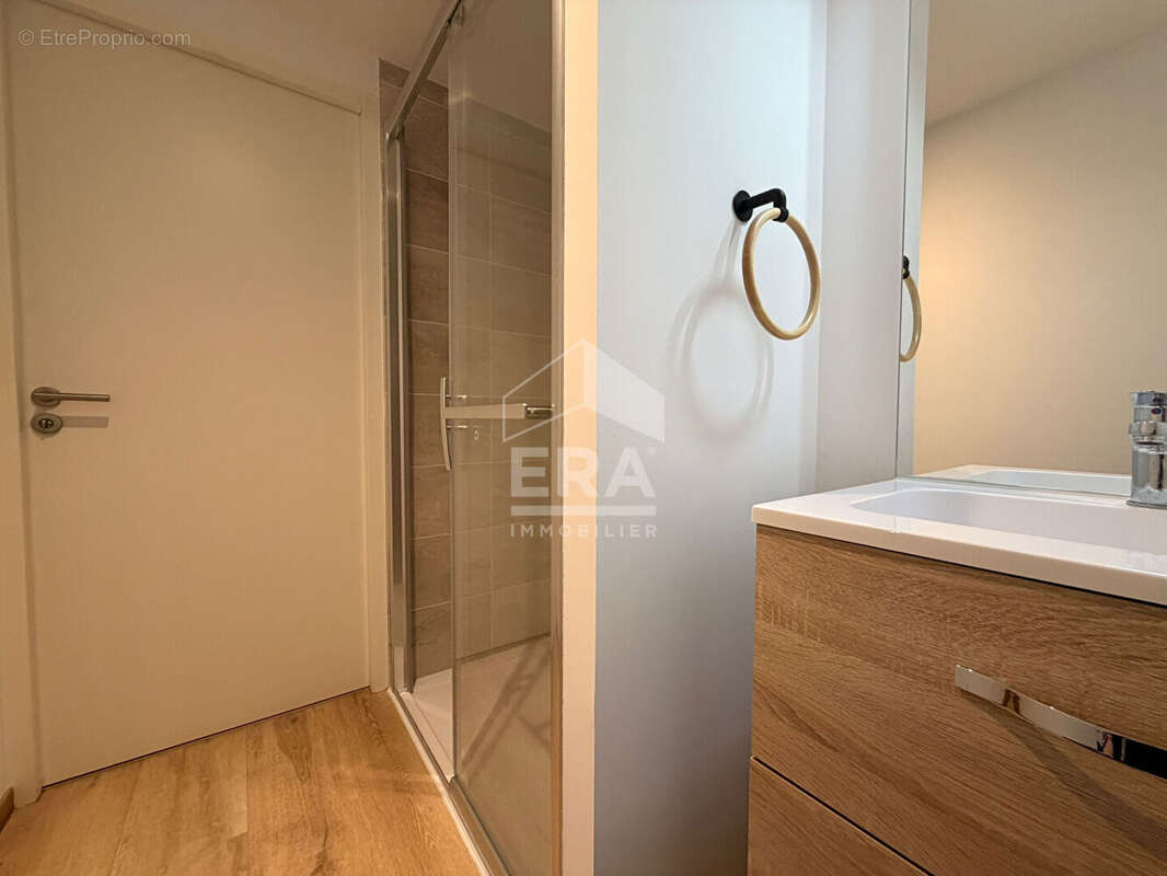 Appartement 3 pièces lumineux et sécurisé à vendre à Lagord - photo 4