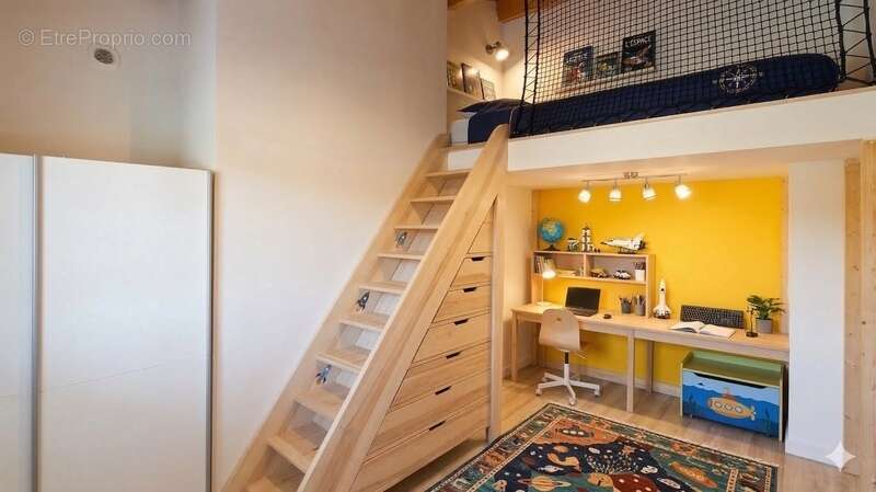 Maison à TONNAY-CHARENTE