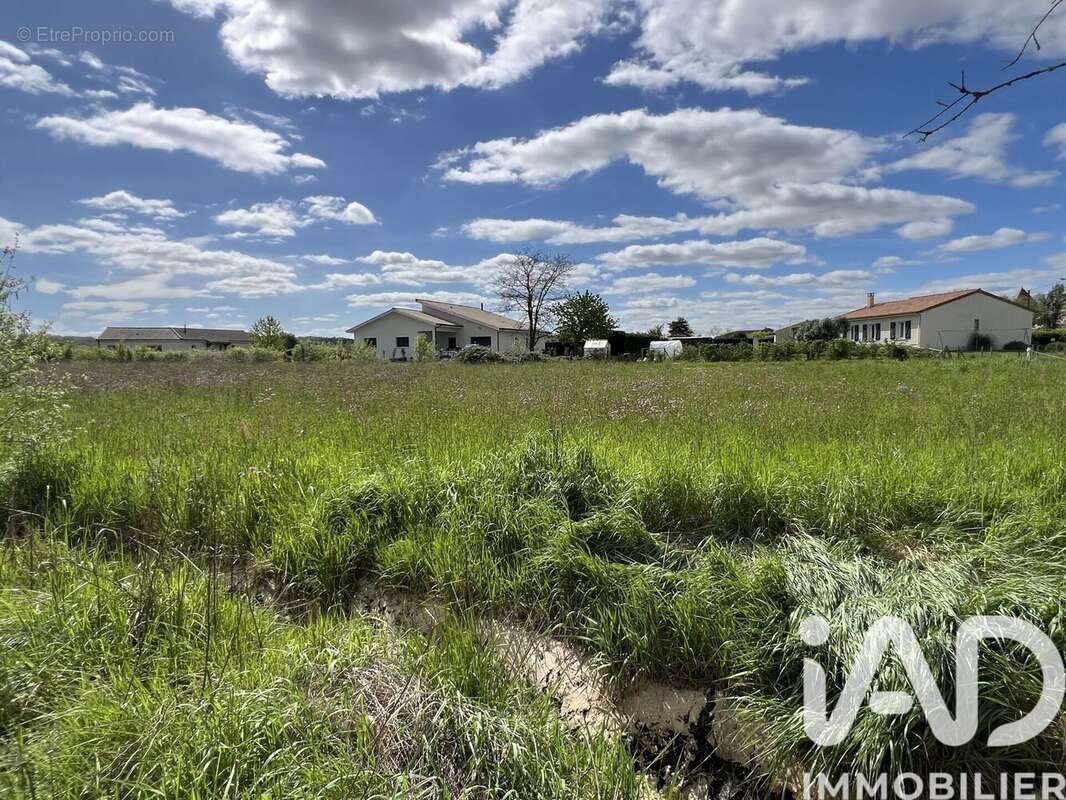 Photo 2 - Terrain à SAINT-GERMAIN-ET-MONS