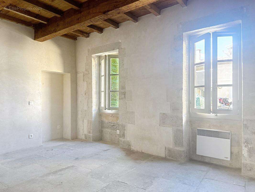 Appartement à BARBENTANE