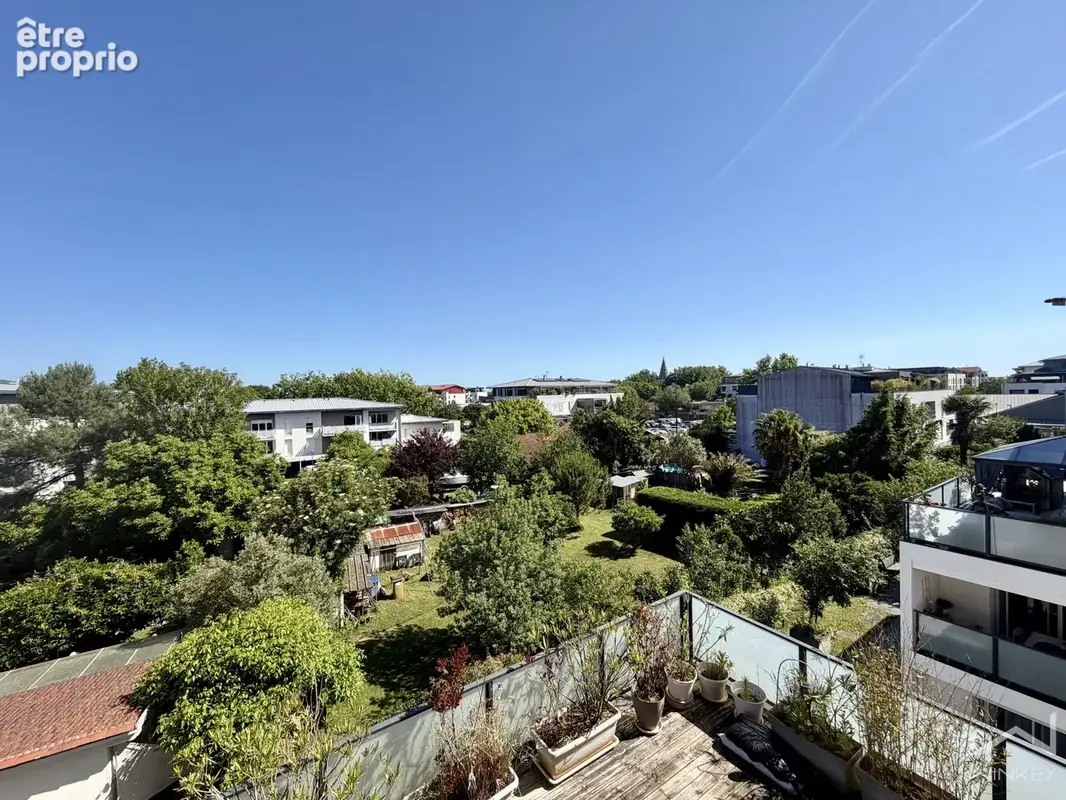 La Teste-de-Buch HYPERCENTRE   Dernier étage   Terrasse sans vis-à-vis   Parking - photo 1