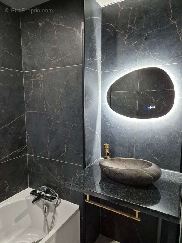 Maison à COSQUEVILLE