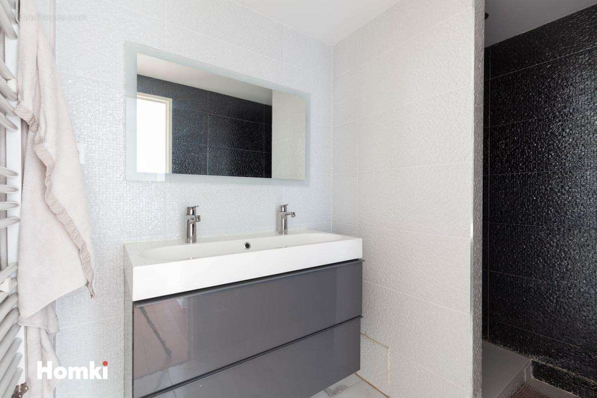 Appartement à MARSEILLE-13E