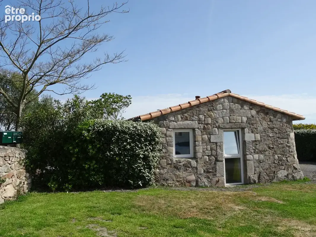 Vendee 85150  bien atypique , moulin , longere, et maisonnette  . exceptionelle - photo 4