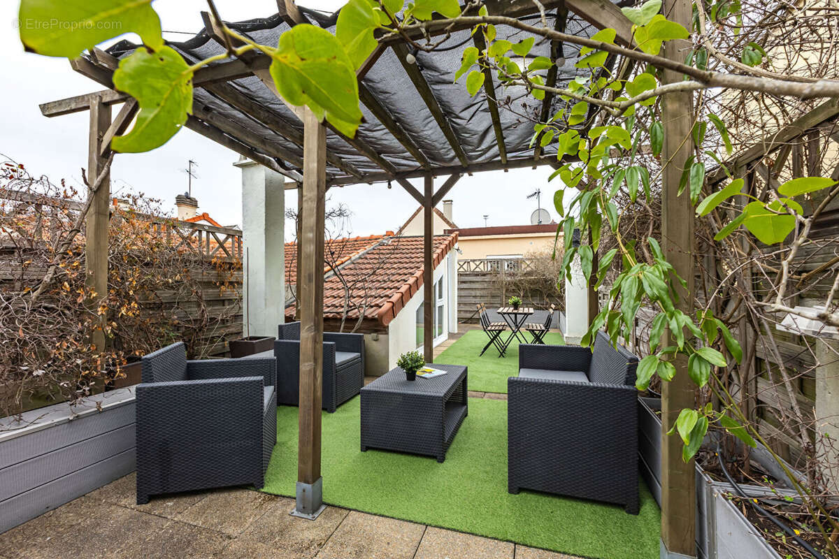 Maison à NANTERRE