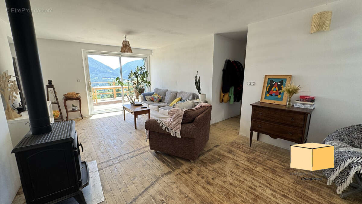 Maison à CORBONOD