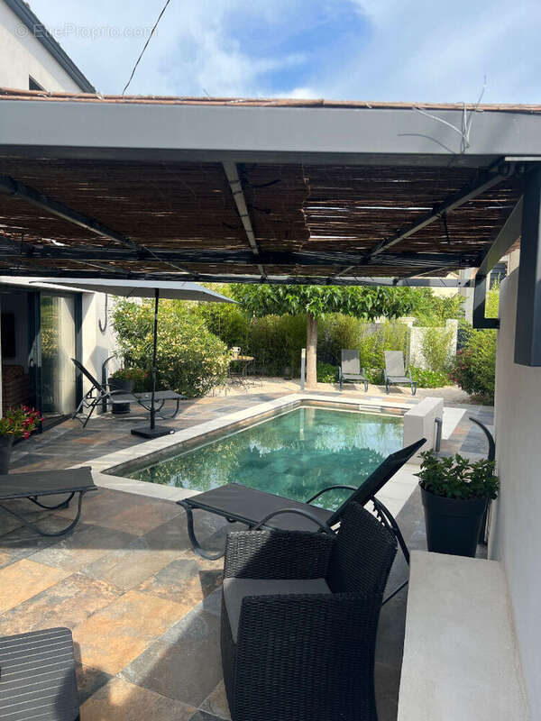 Maison à LES ANGLES