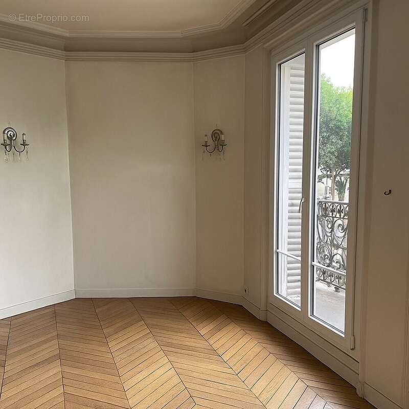 Appartement à PARIS-12E