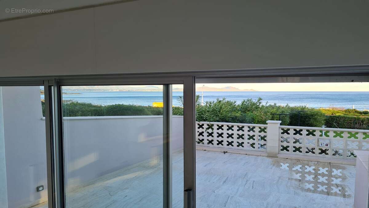 Maison à LES ISSAMBRES