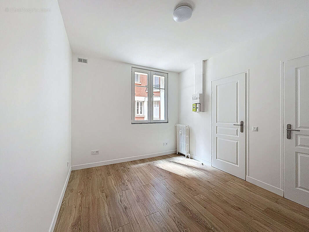 Appartement à CLICHY