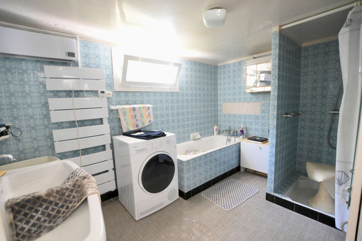 Guillon deux maisons sur 1 700 m2 de terrain - photo 14