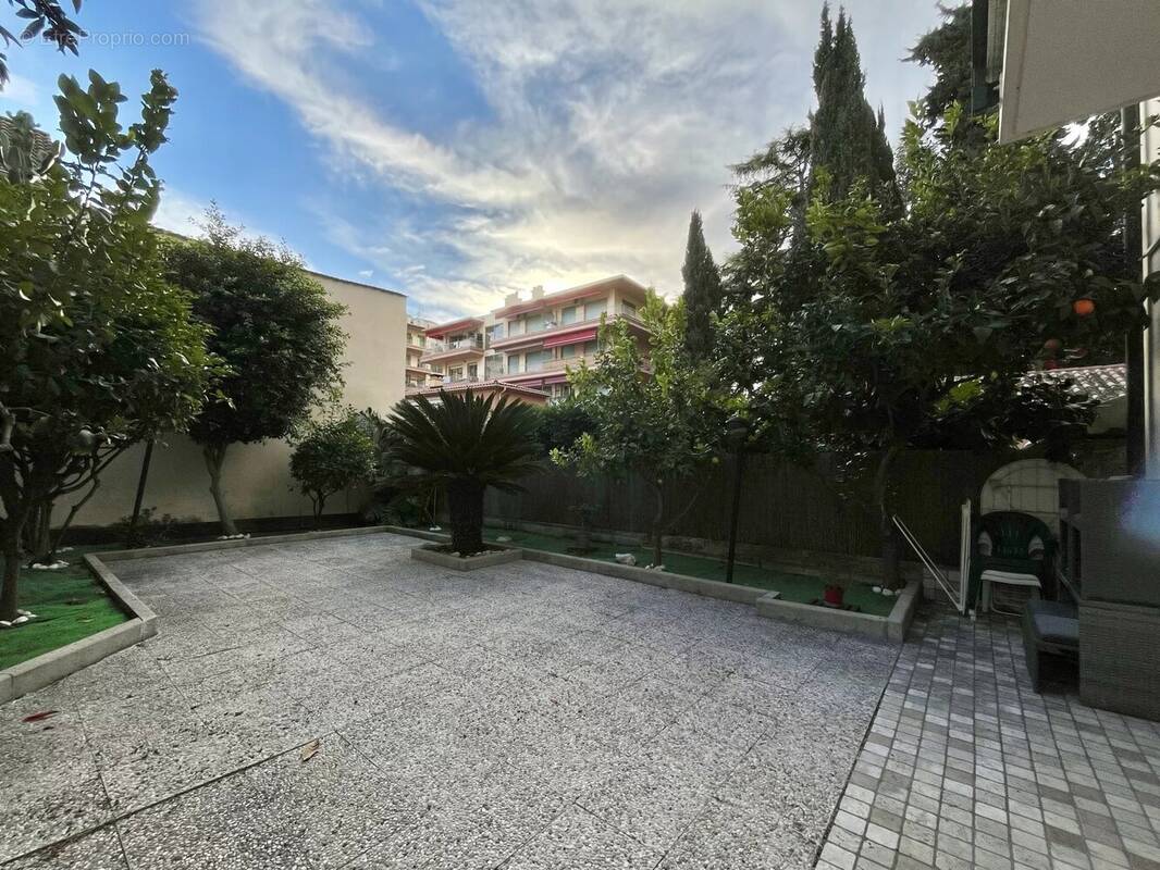 Appartement à MENTON