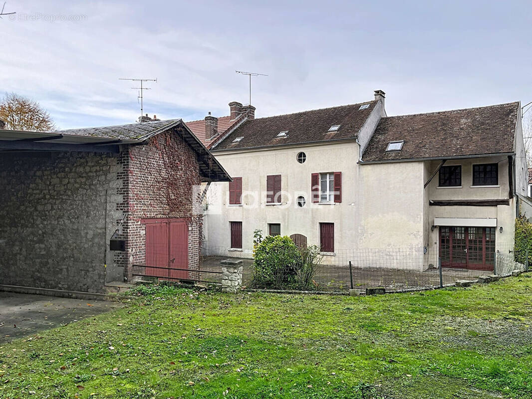 Maison à LUZARCHES