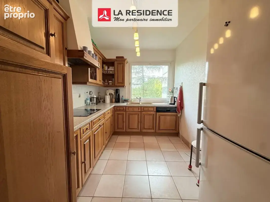Appartement 73 m² à Velizy-Villacoublay  - photo 6