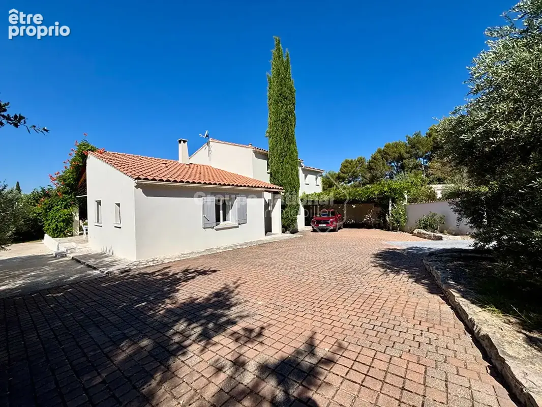 Maison Nages Et Solorgues 8 pièce(s) 172 m2 - photo 3