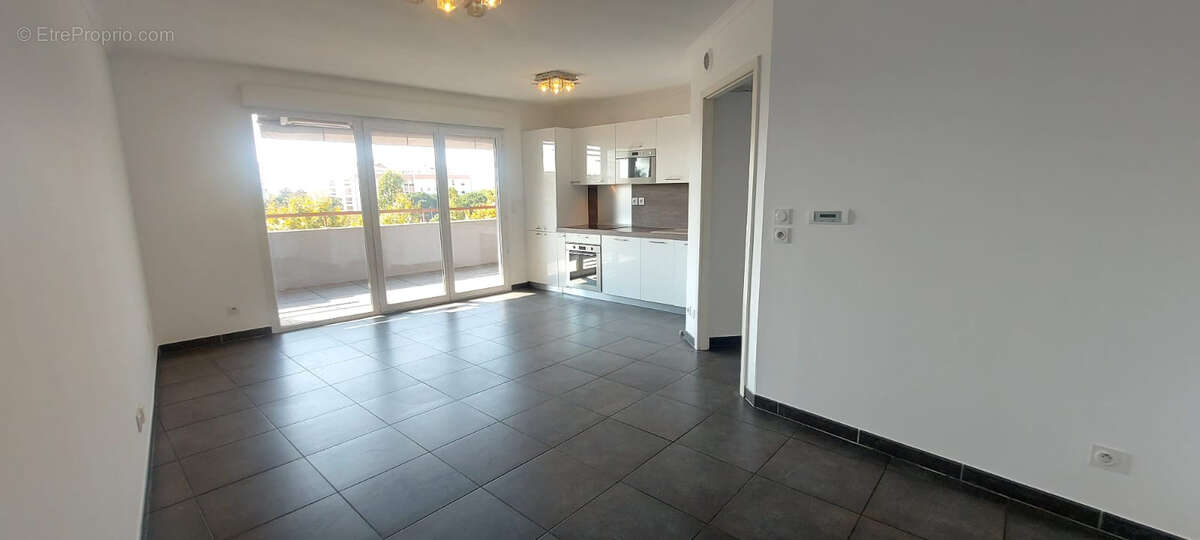 Appartement à FREJUS