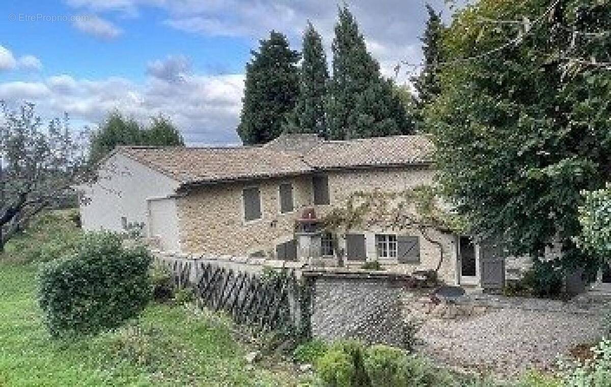 Photo 1 - Maison à SAINT-GERVAIS-SUR-ROUBION