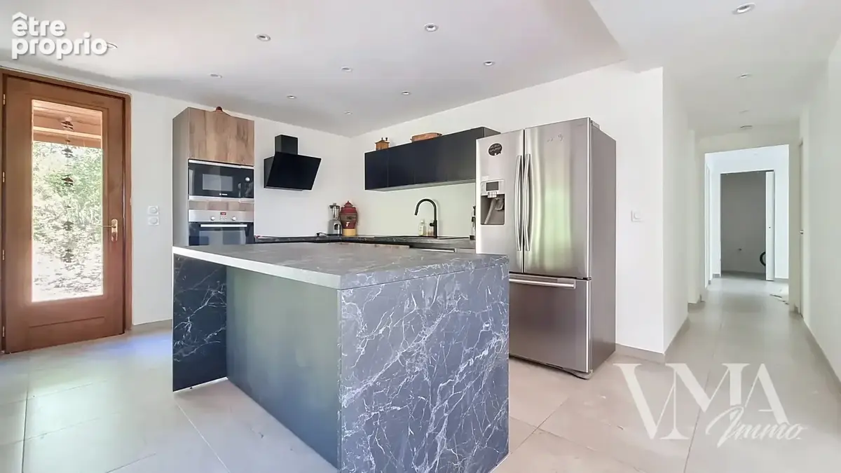 Givors   maison familiale   5 chambres   terrain 2 133 m2 - photo 3