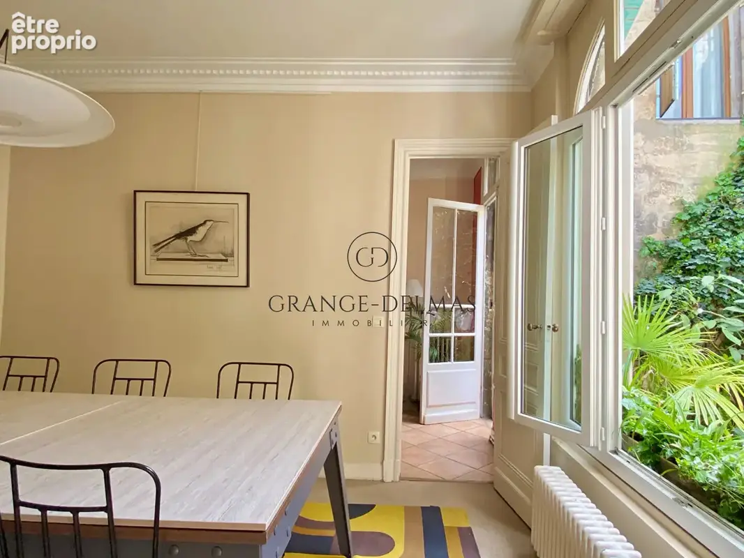Maison en pierre à Bordeaux Saint-Genès avec 2 chambres au RDC, jardin et prestations anciennes conservées - photo 6
