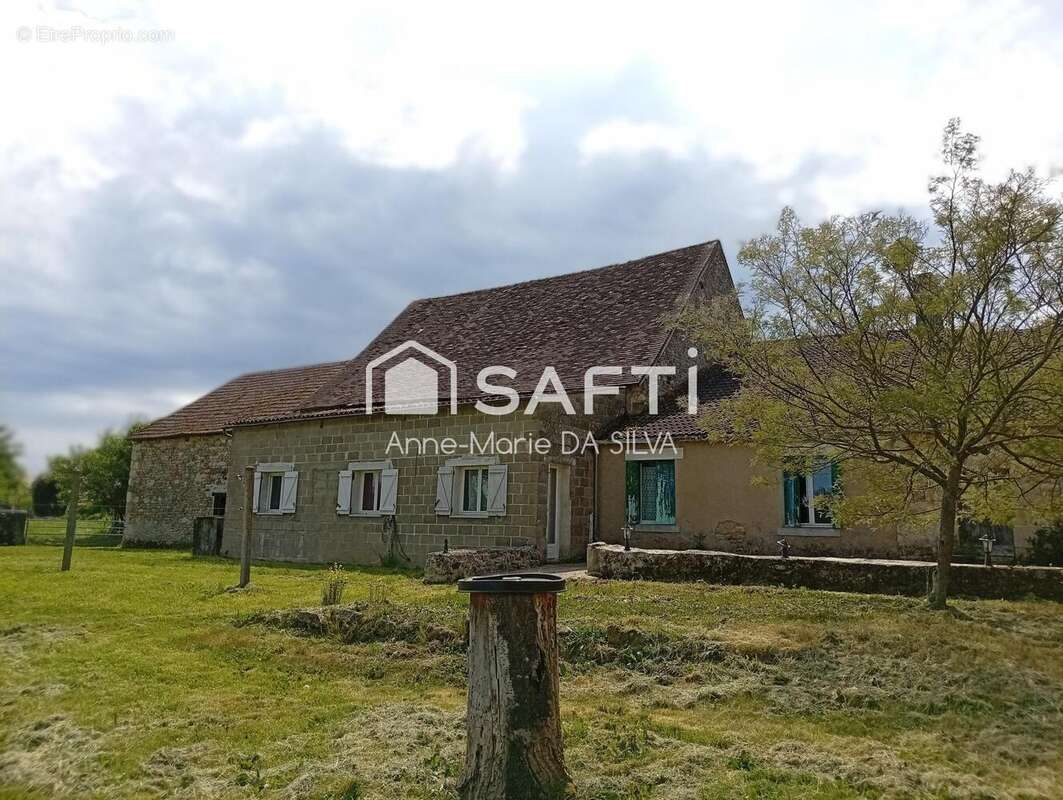 Photo 2 - Maison à LA TRIMOUILLE