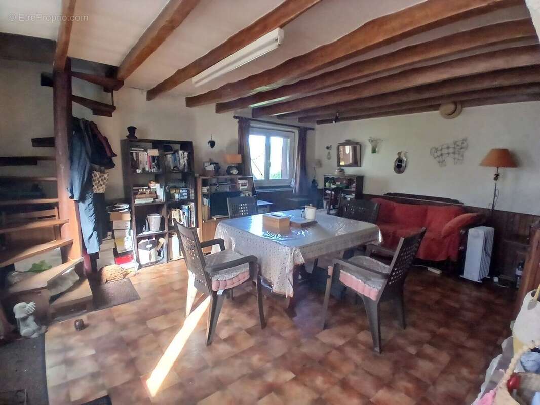 Maison à VILLE-LANGY