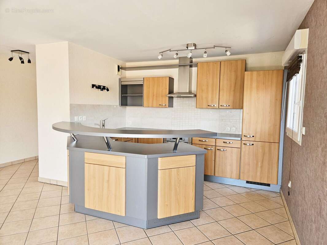 Appartement 75 m² à Veauche  - photo 3